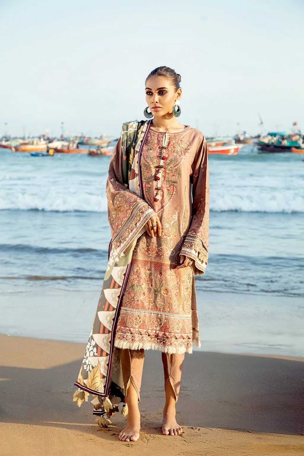 Baroque Khaddar Winter Collection – VINTAGE TAUPE