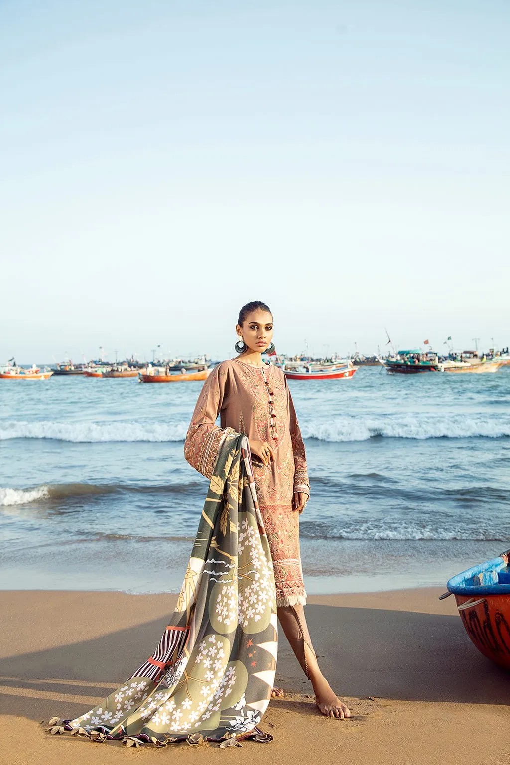 Baroque Khaddar Winter Collection – VINTAGE TAUPE
