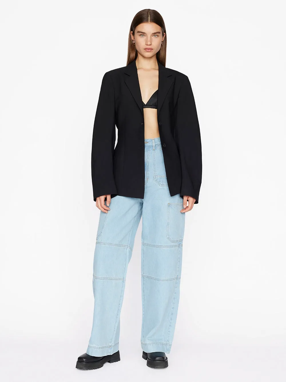 Frame - Oversized Cargo Jean in Genoa