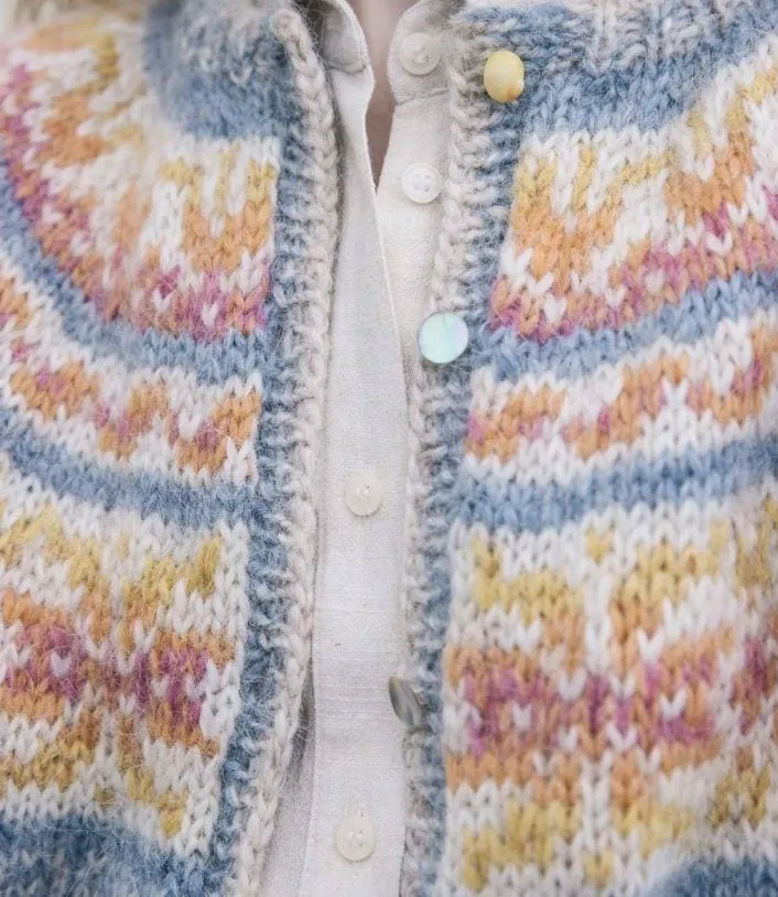 Light Breeze - Knitting Kit